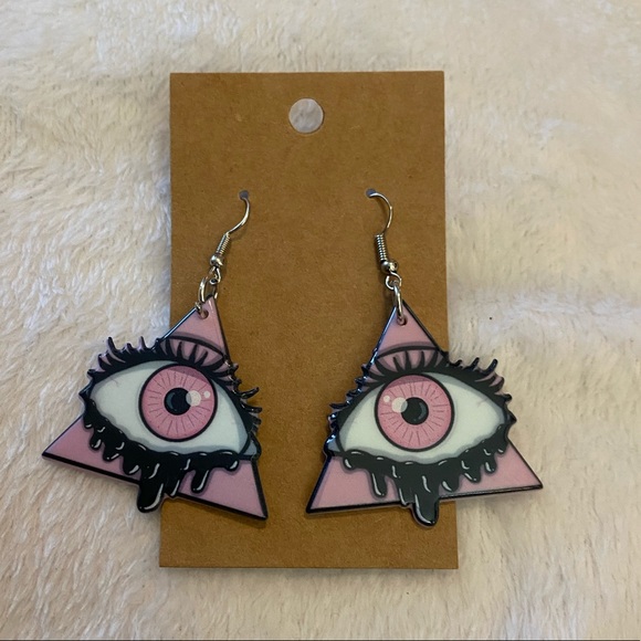 Jewelry - Eye triangle statement earrings